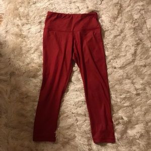 Cropped red/ maroon leggings